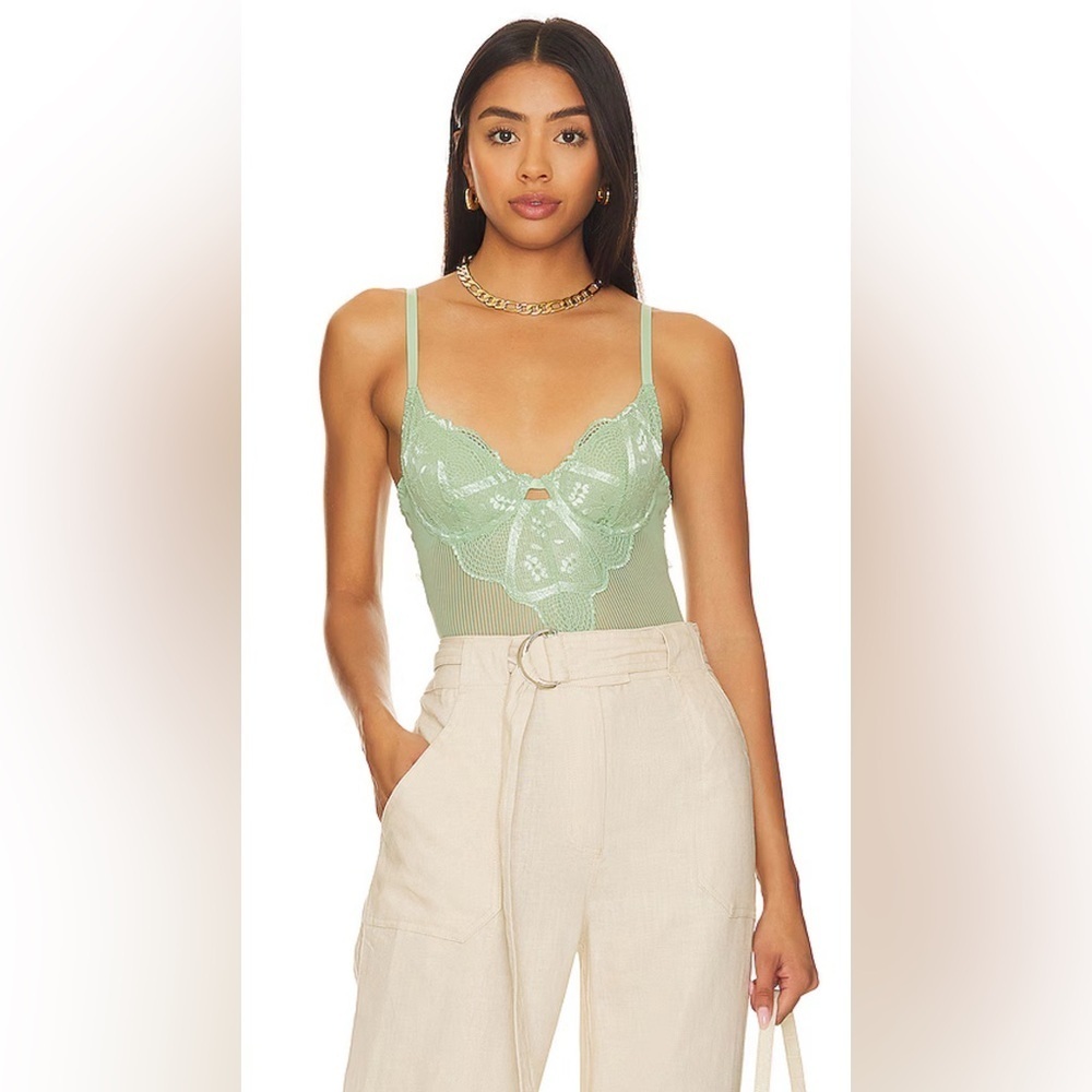 NWT KAT THE LABEL Zephyr Bodysuit In Pistachio, Size M